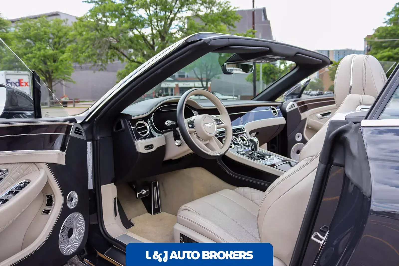 2021 Bentley Continental GTC V8