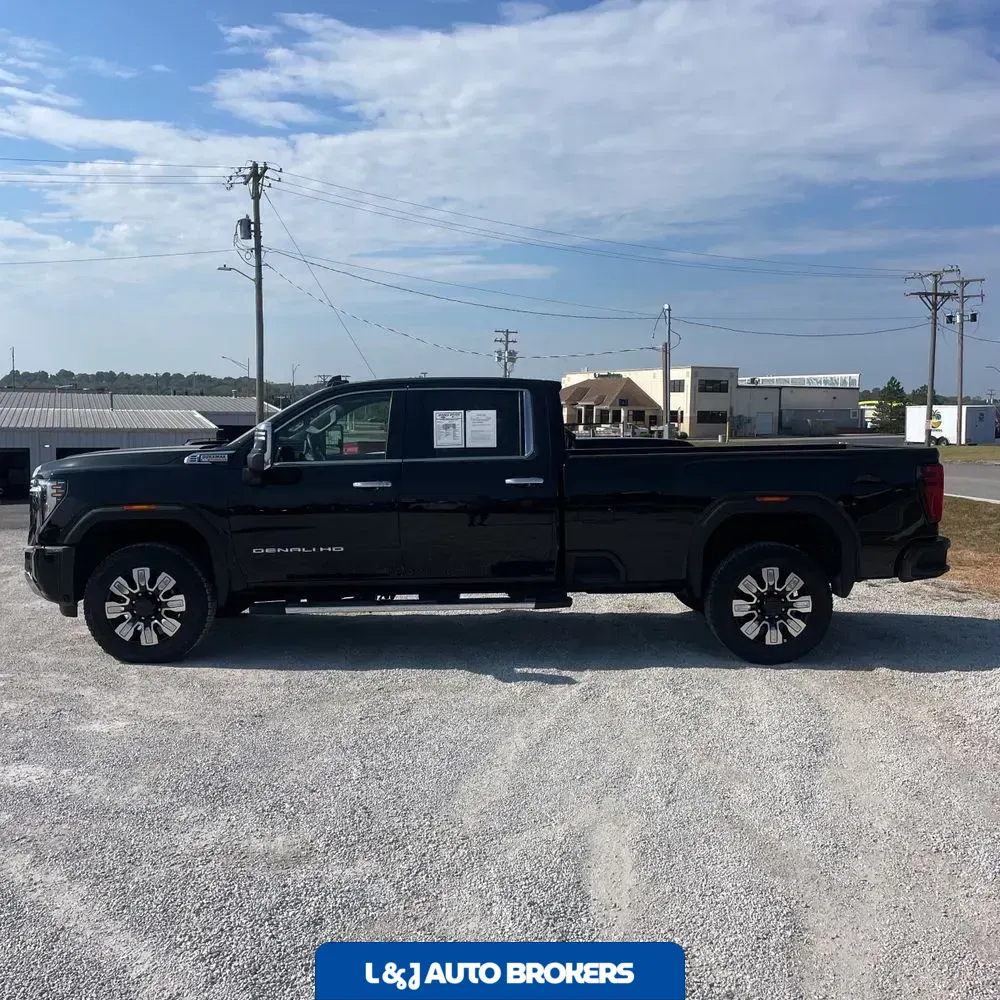 2024 GMC Sierra 3500HD Denali