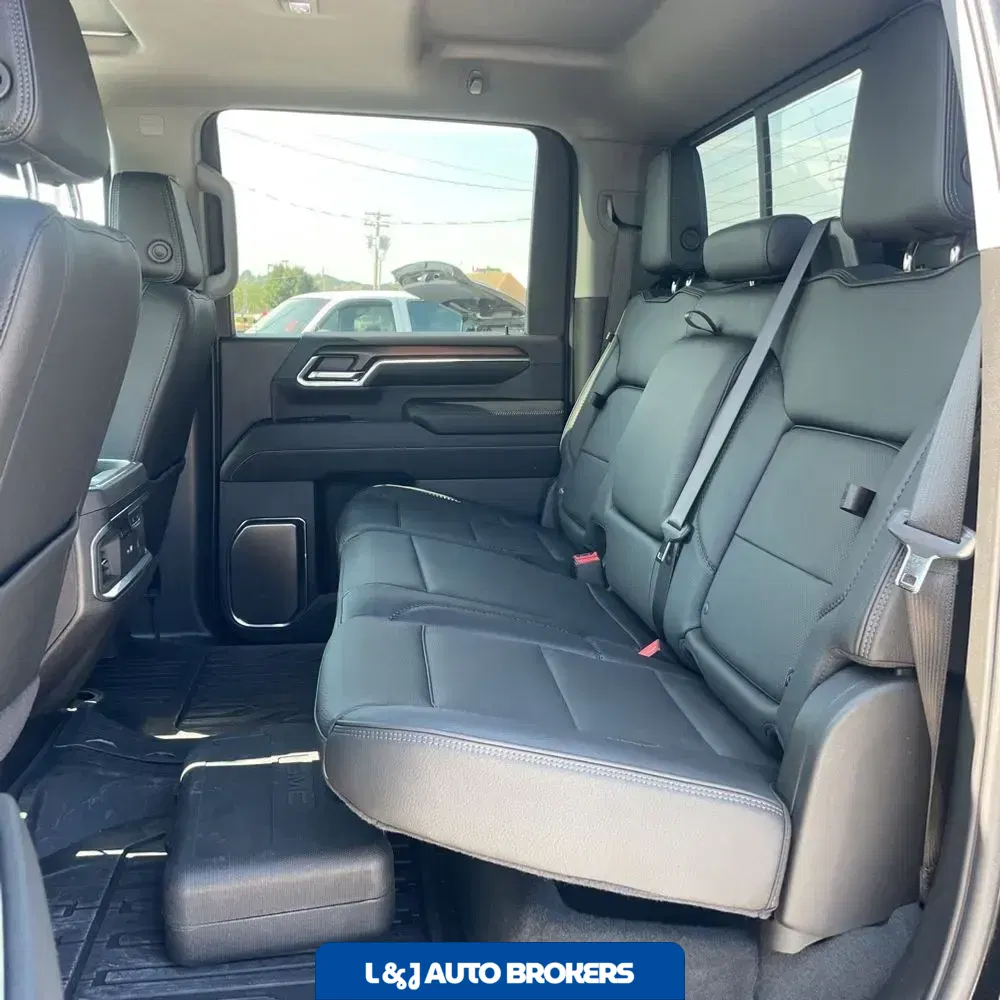2024 GMC Sierra 3500HD Denali