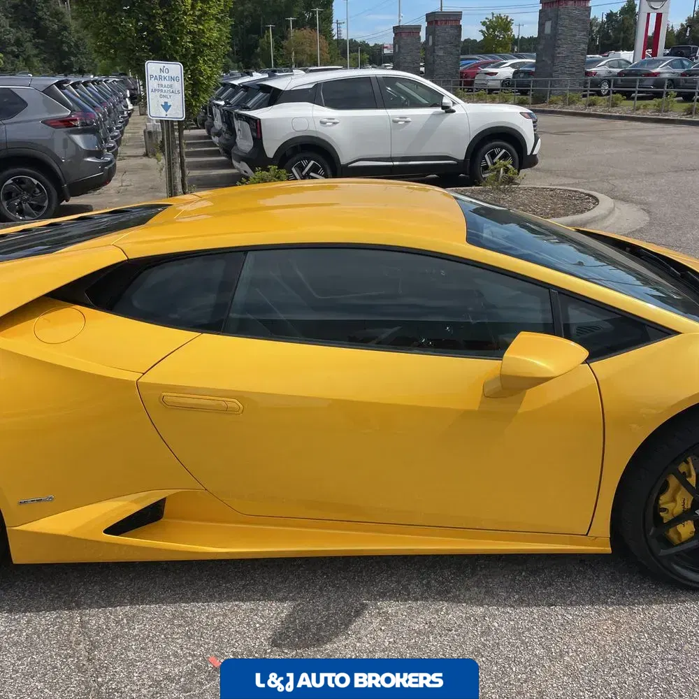 2016 Lamborghini Huracan Base