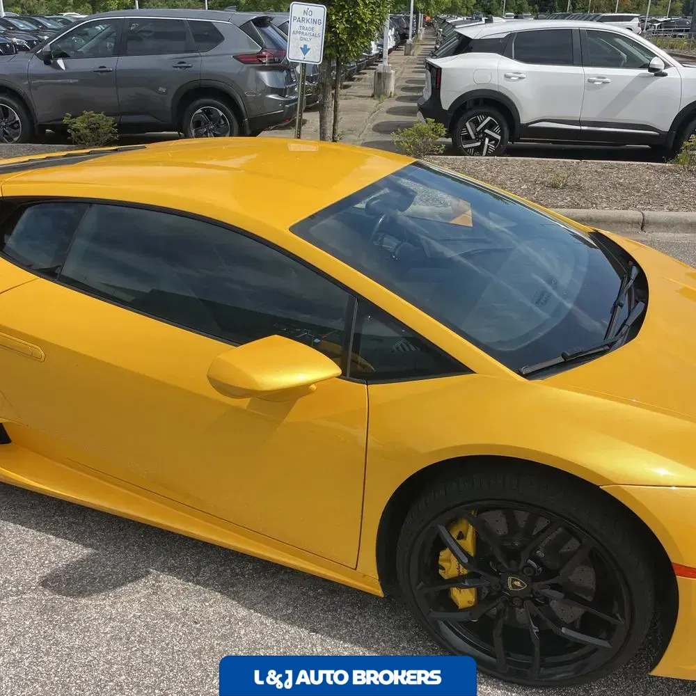 2016 Lamborghini Huracan Base