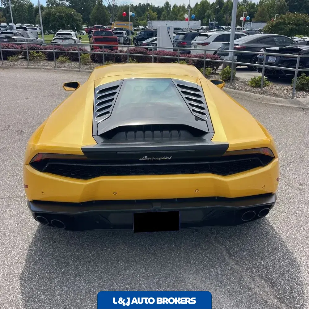 2016 Lamborghini Huracan Base