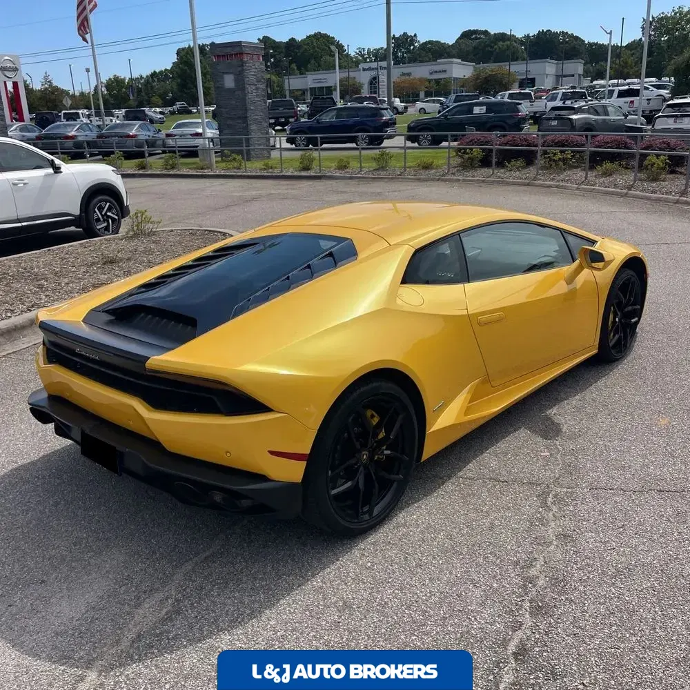 2016 Lamborghini Huracan Base