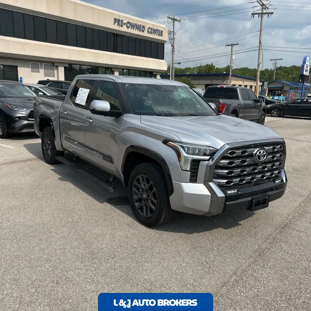 2025 Toyota Tundra Platinum