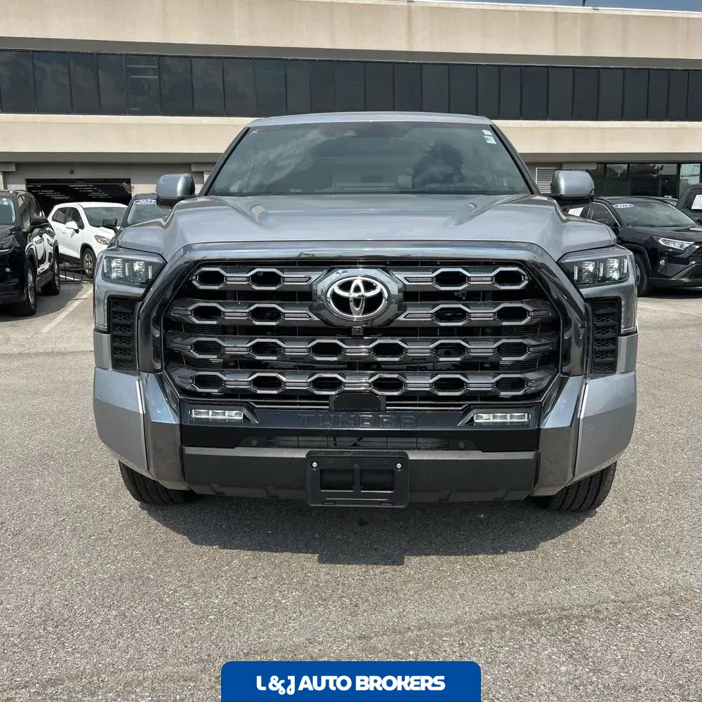 2025 Toyota Tundra Platinum