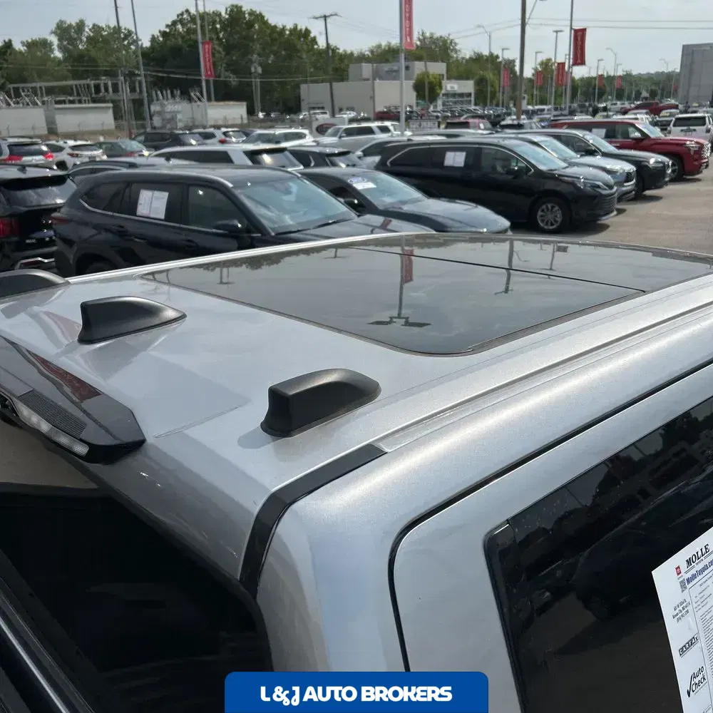 2025 Toyota Tundra Platinum
