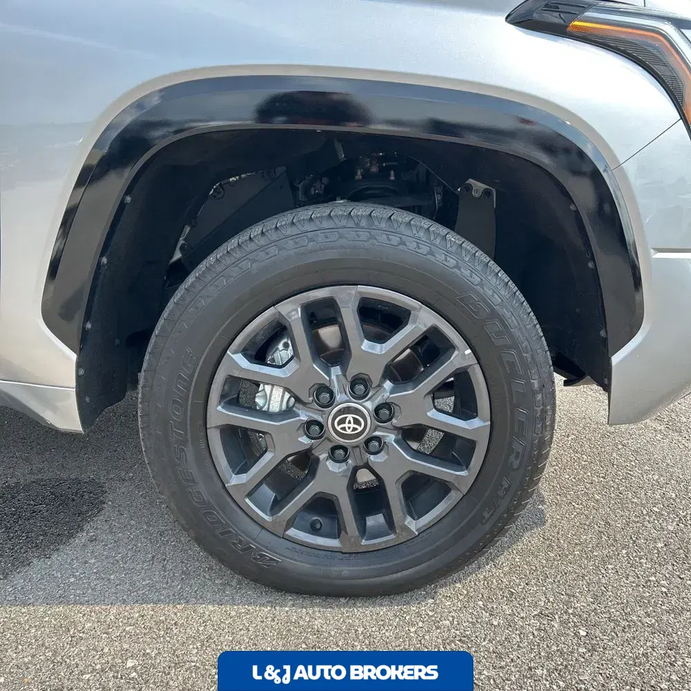 2025 Toyota Tundra Platinum
