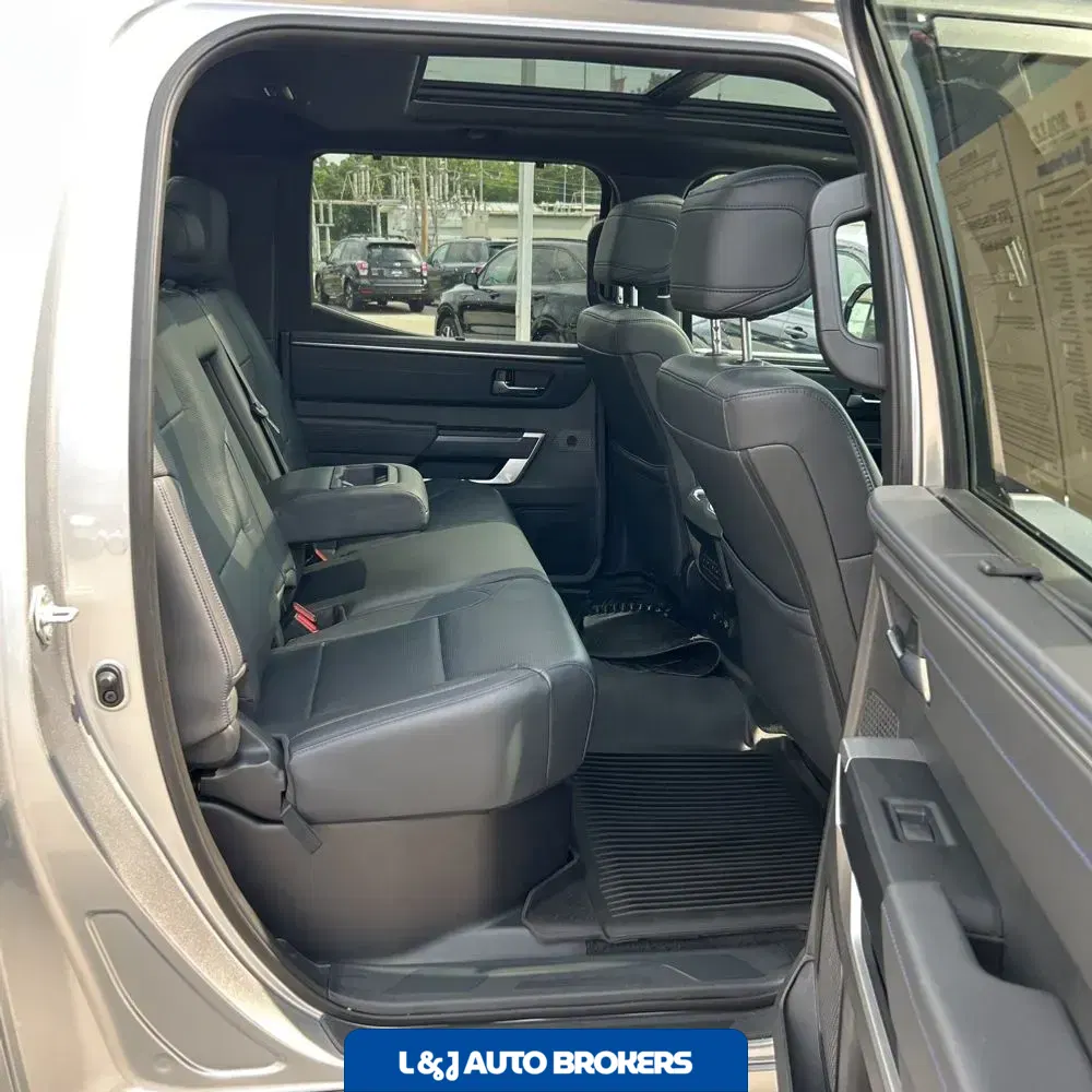 2025 Toyota Tundra Platinum