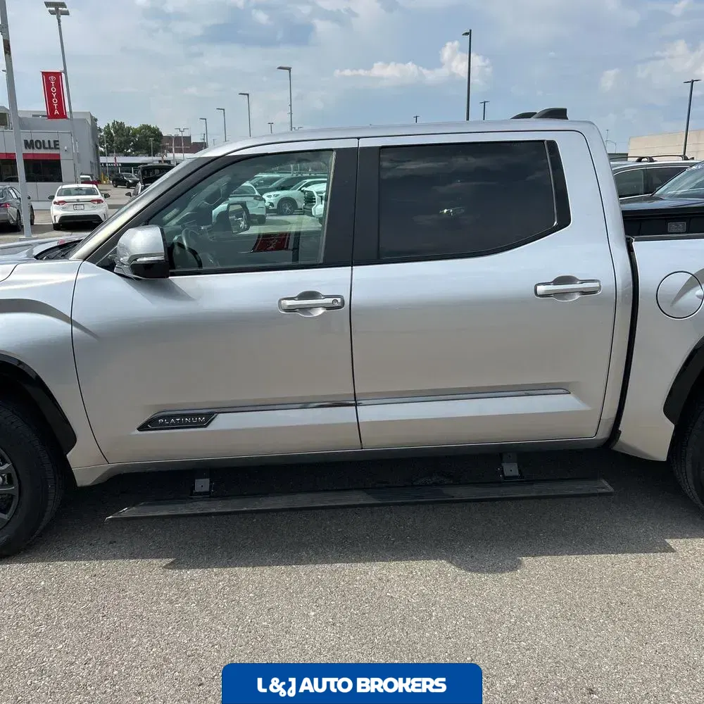 2025 Toyota Tundra Platinum
