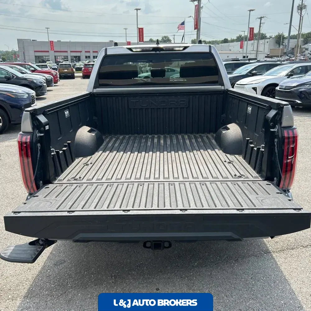 2025 Toyota Tundra Platinum