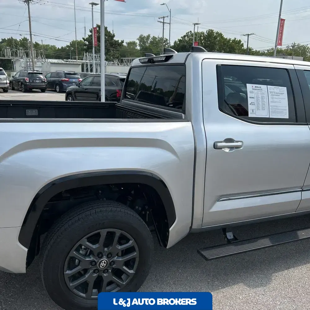 2025 Toyota Tundra Platinum