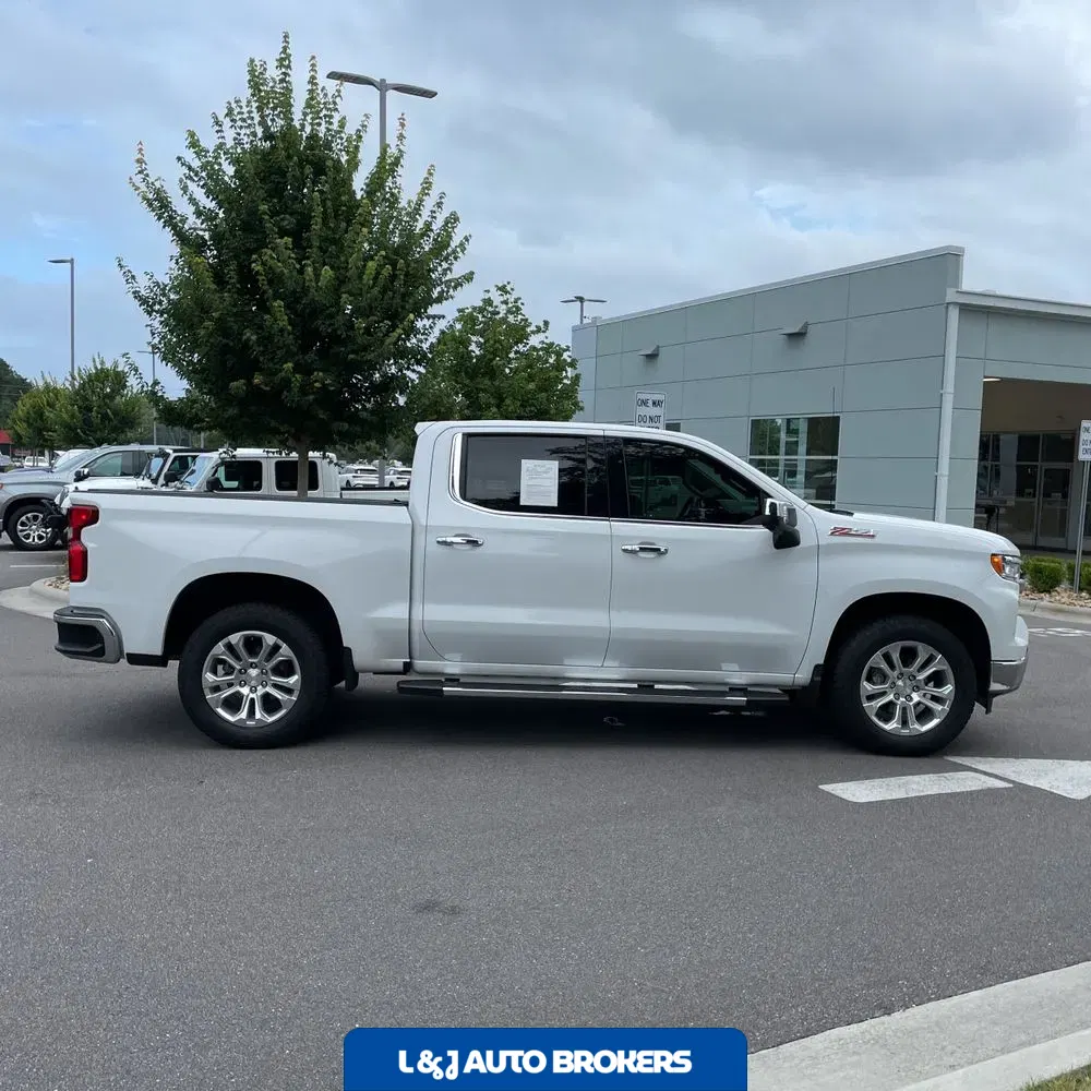 2024 Chevrolet Silverado 1500 LTZ