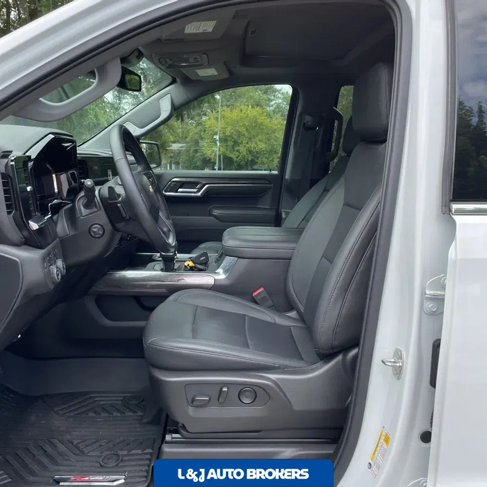 2024 Chevrolet Silverado 1500 LTZ