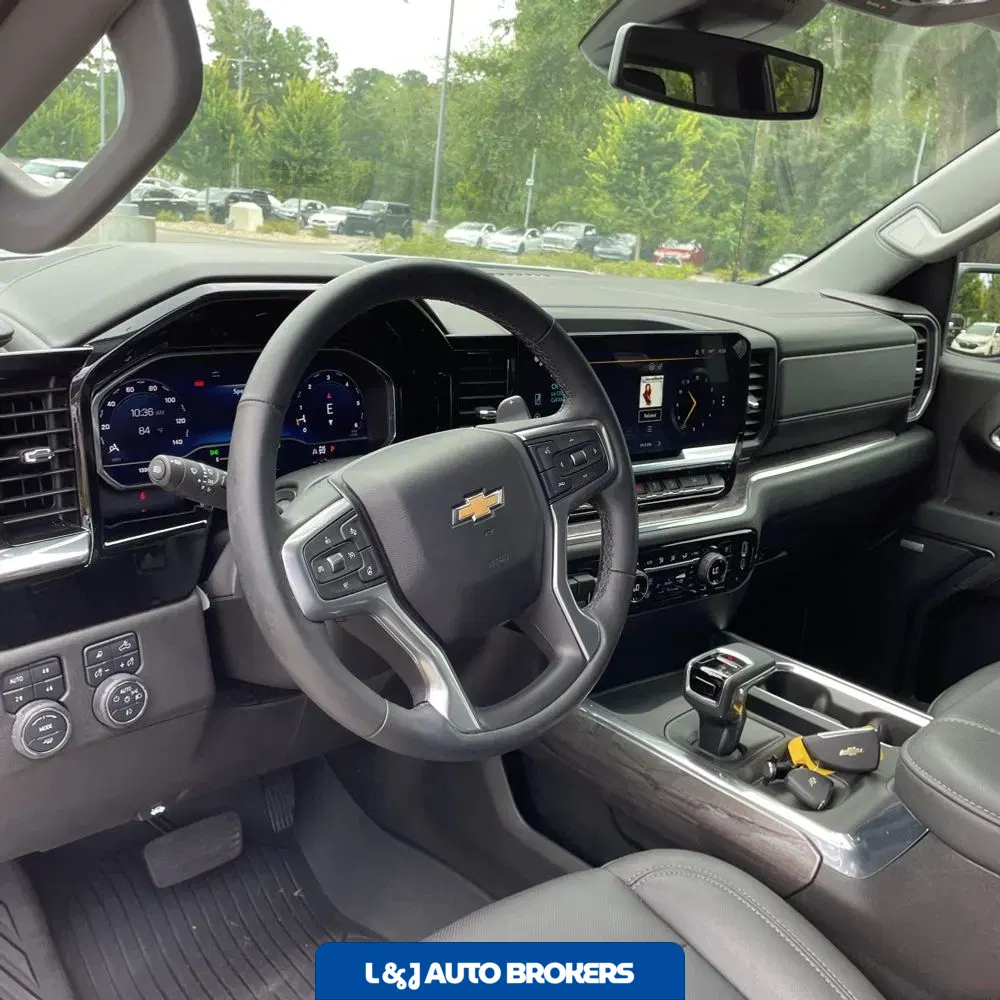 2024 Chevrolet Silverado 1500 LTZ