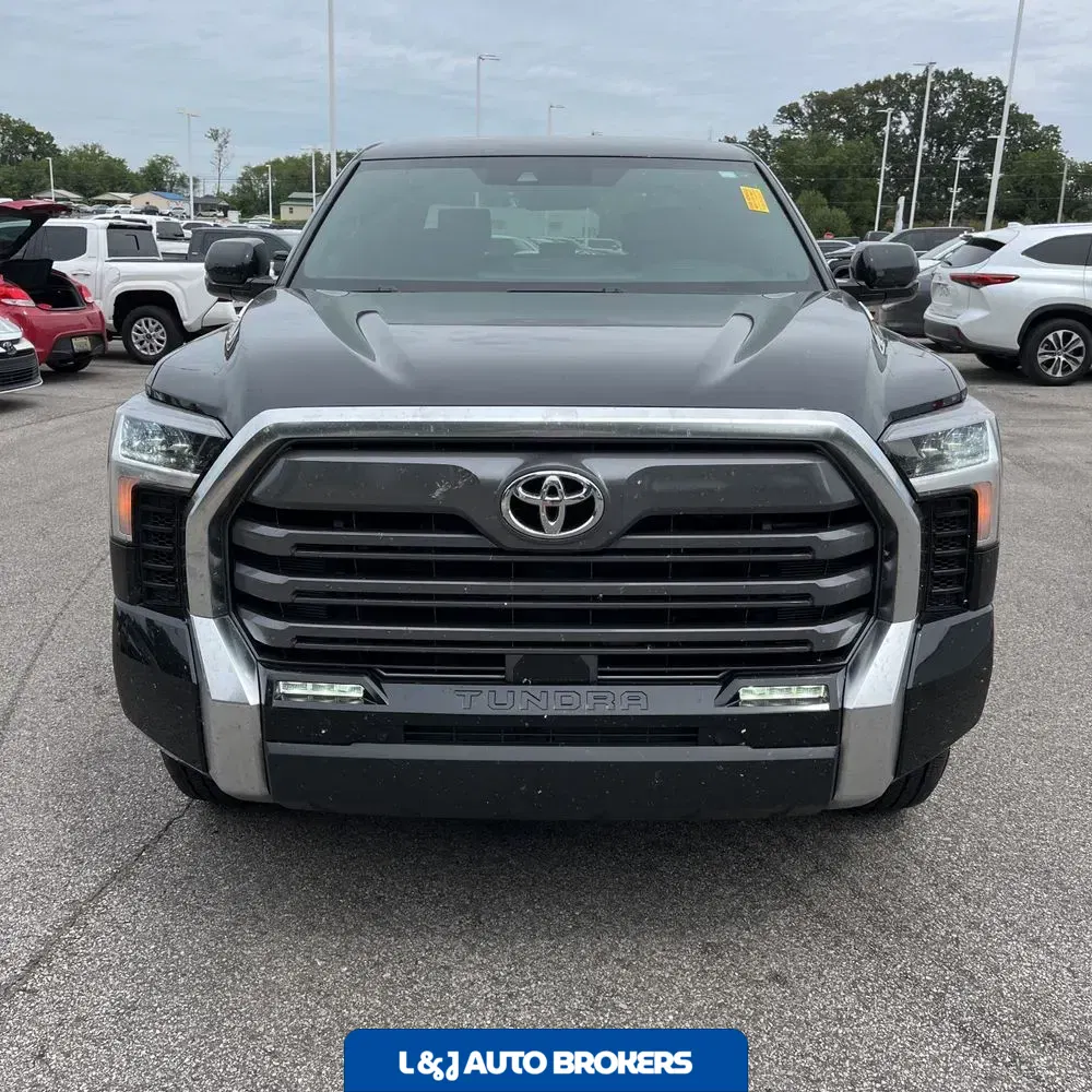 2025 Toyota Tundra Limited HV
