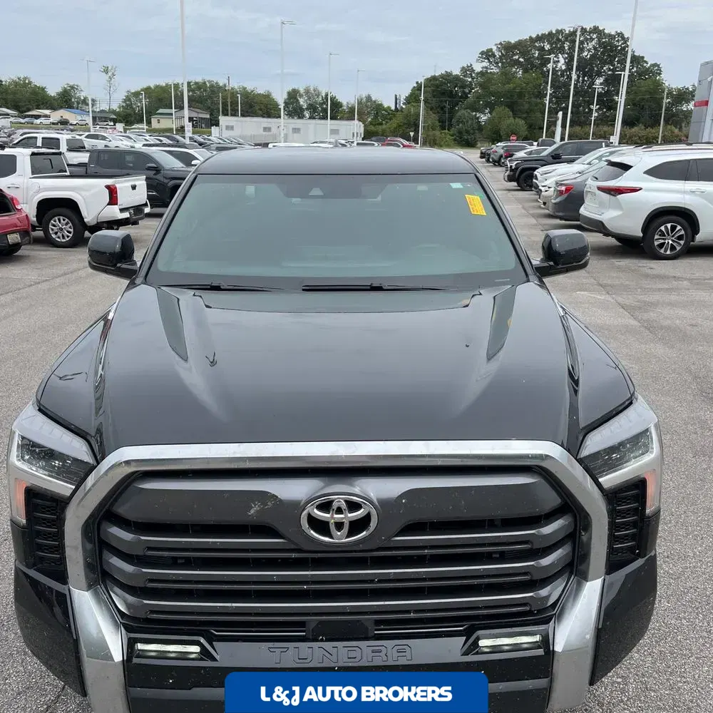 2025 Toyota Tundra Limited HV