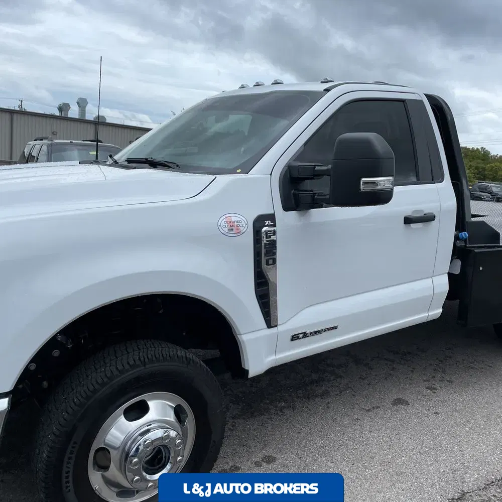 2024 Ford S/D C/C F350 XL