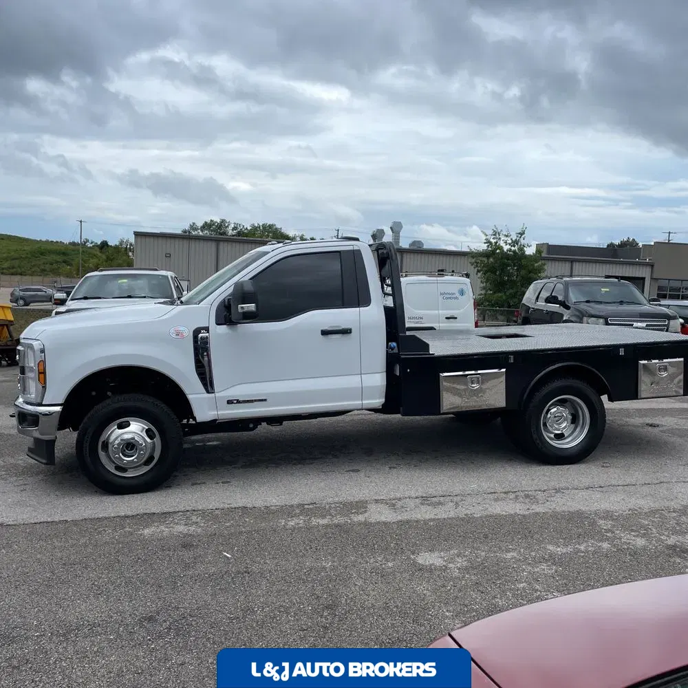 2024 Ford S/D C/C F350 XL