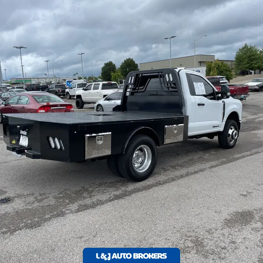 2024 Ford S/D C/C F350 XL