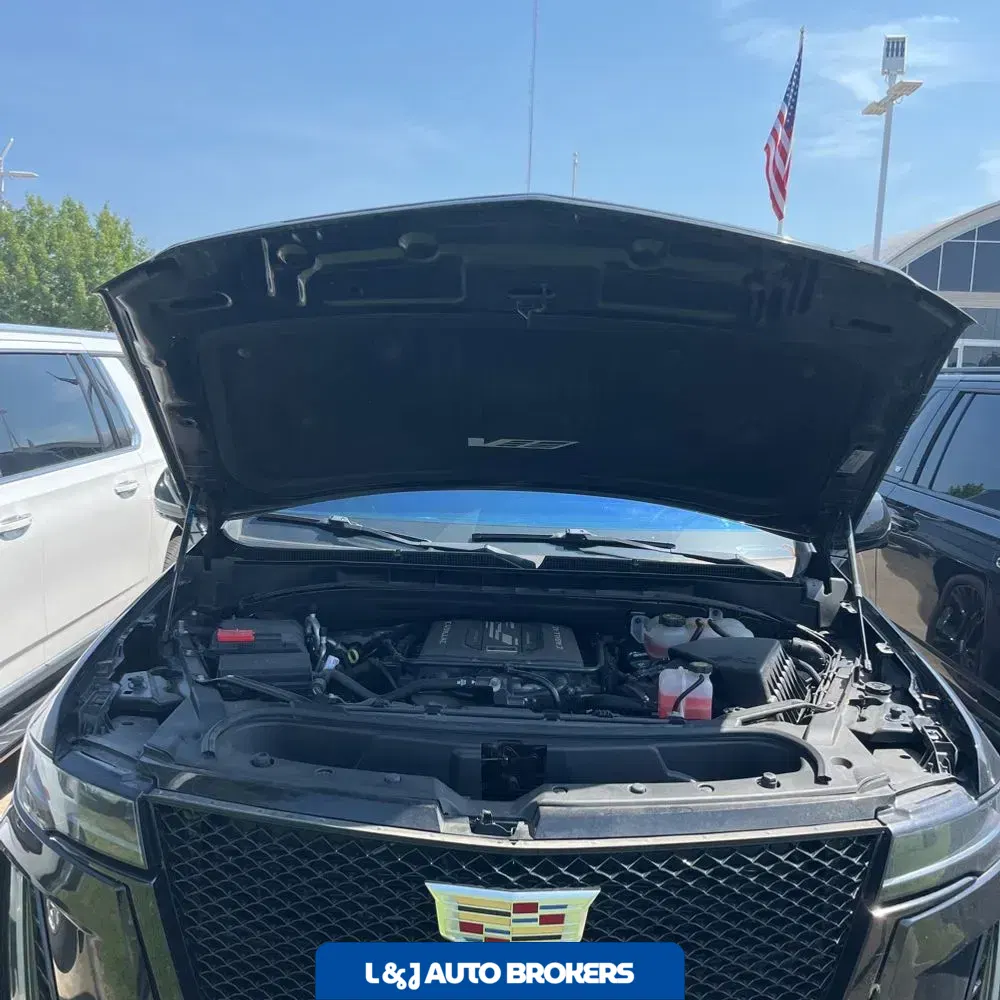 2023 Cadillac Escalade-V ESV Base