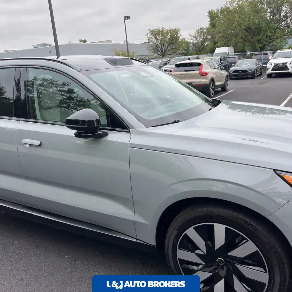 2025 Volvo EX90 Ultra