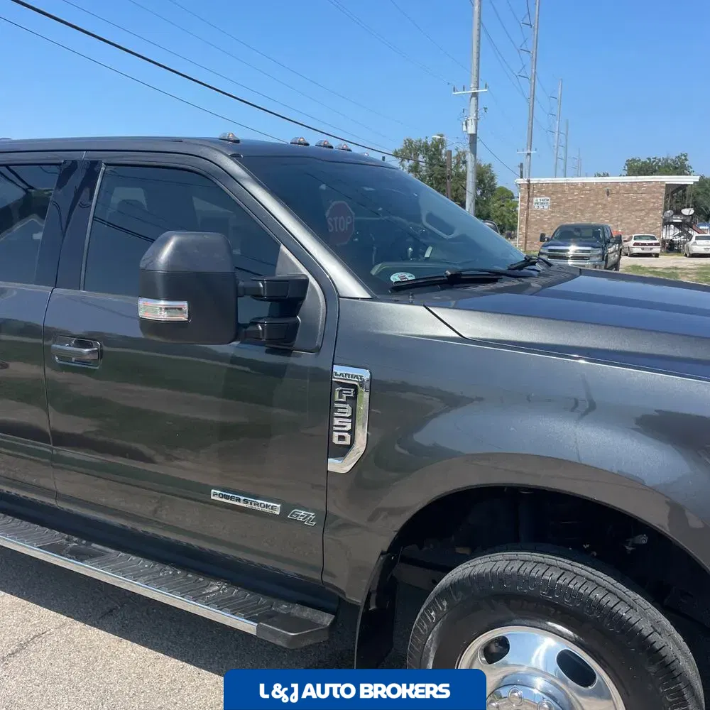 2020 Ford F-350 Super Duty Lariat