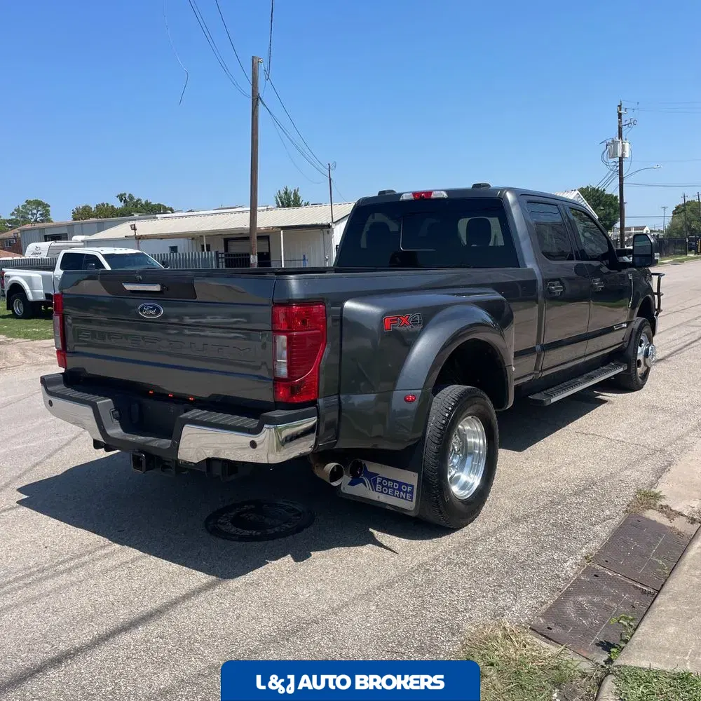 2020 Ford F-350 Super Duty Lariat
