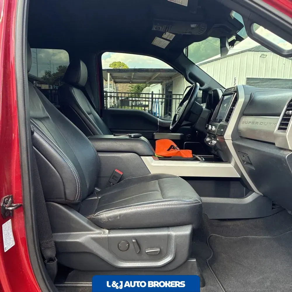 2022 Ford F-350 Super Duty Lariat