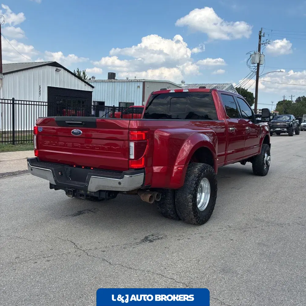 2022 Ford F-350 Super Duty Lariat