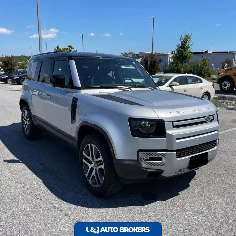 2024 Land Rover Defender 110 P400 S