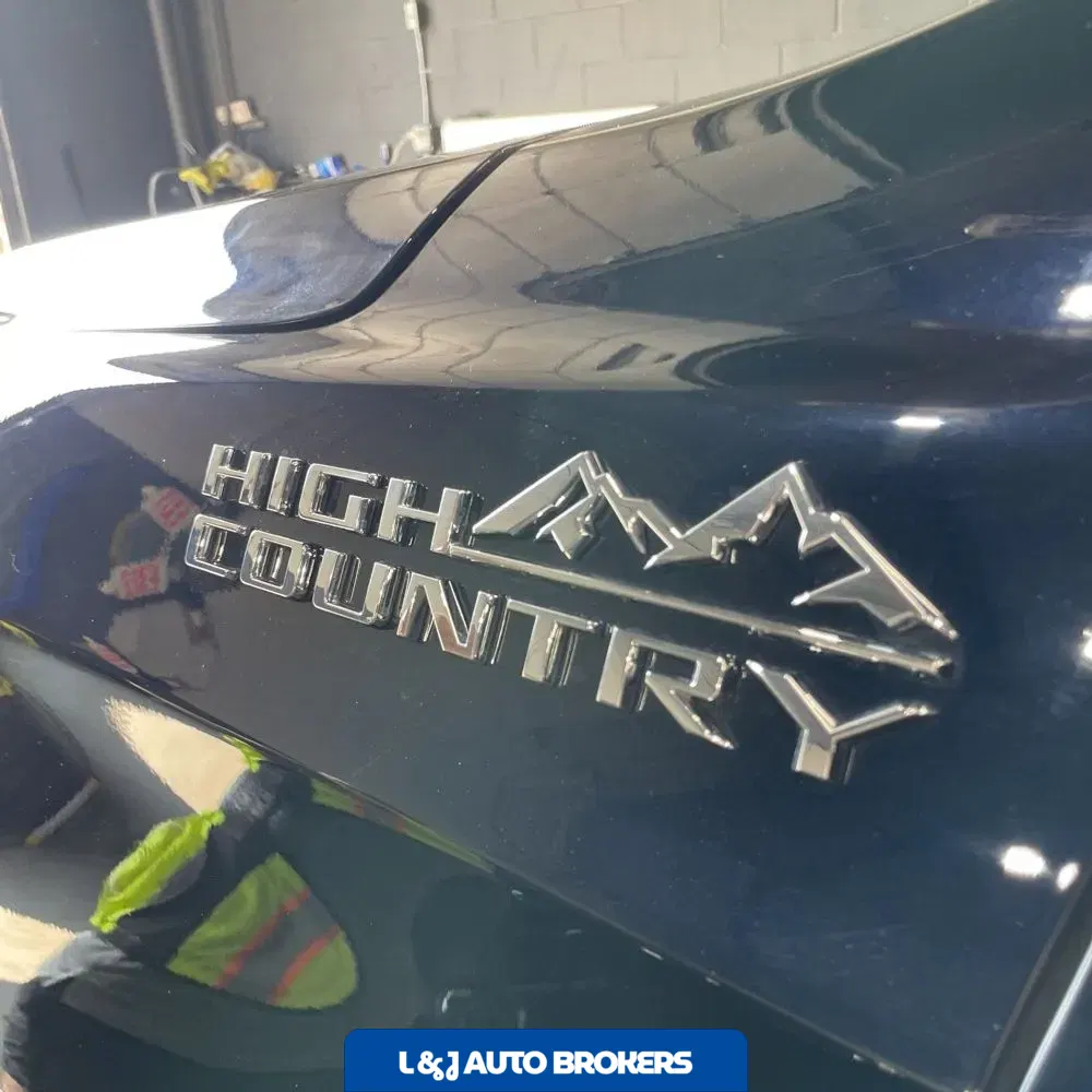 2021 Chevrolet Suburban High Country