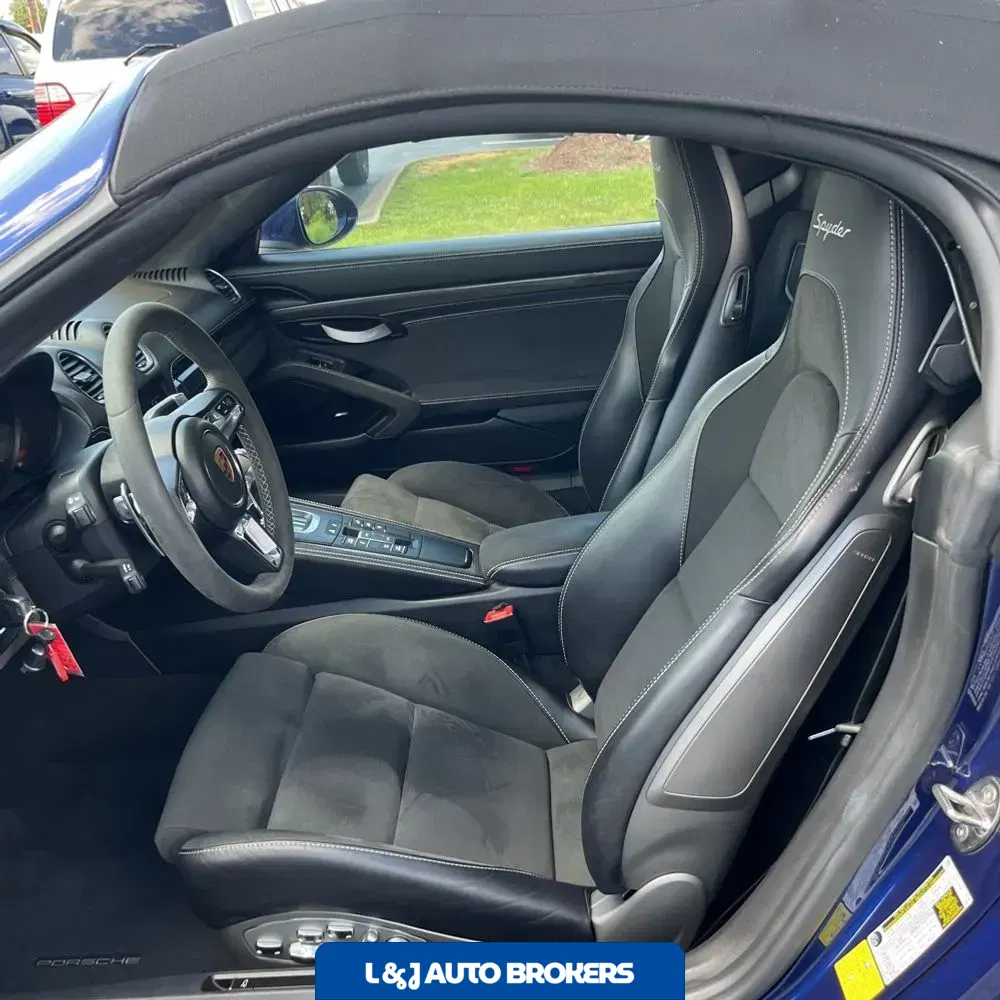 2023 Porsche 718 Boxster Spyder