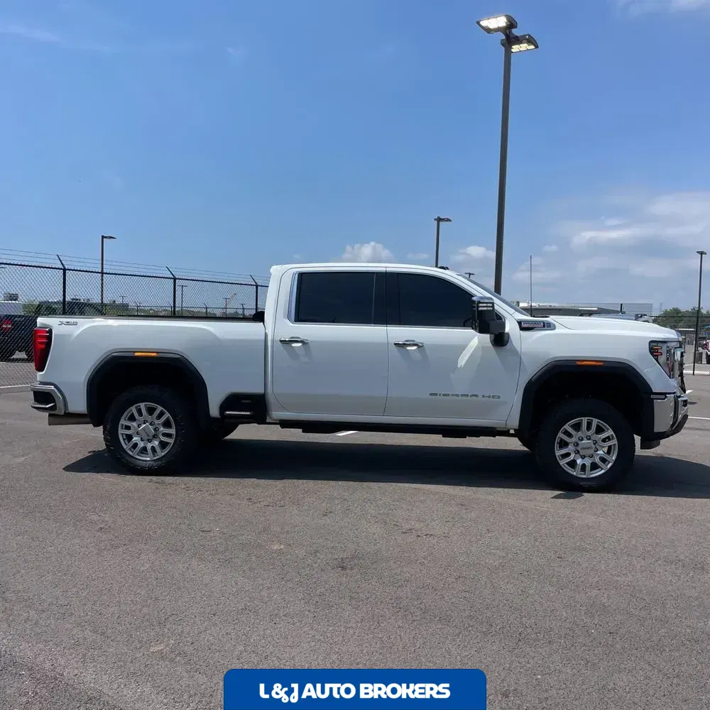 2024 GMC Sierra 2500HD SLT