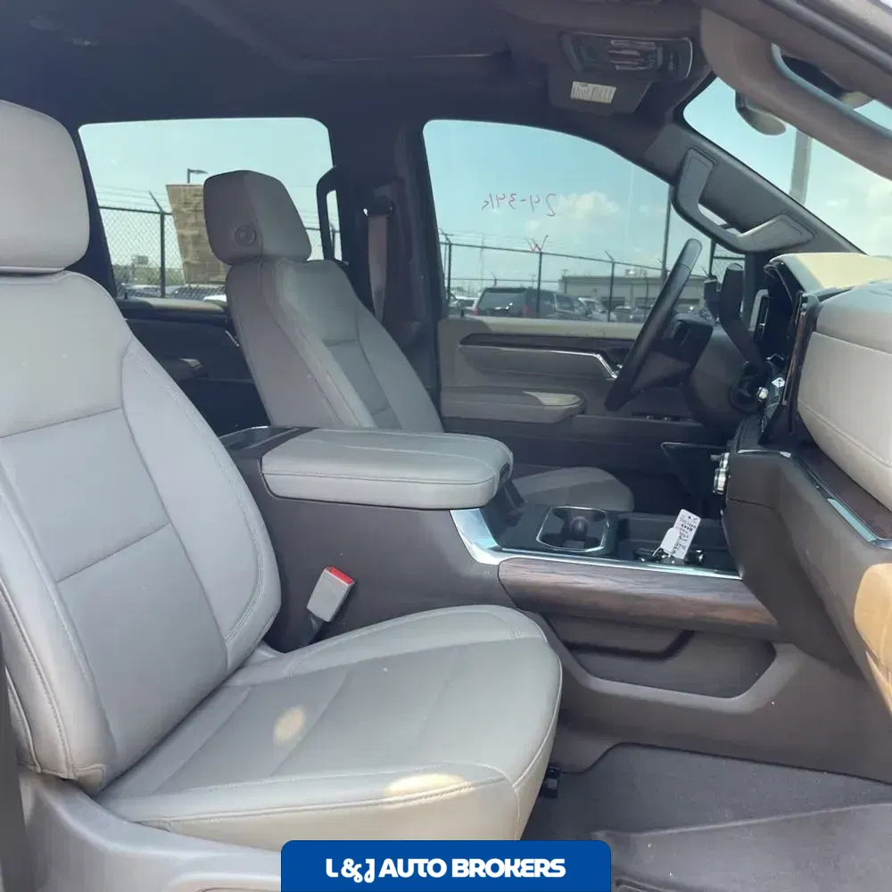 2024 GMC Sierra 2500HD SLT