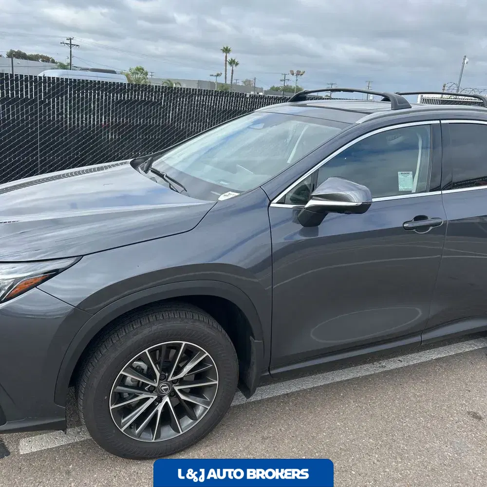 2025 Lexus NX 350h Premium