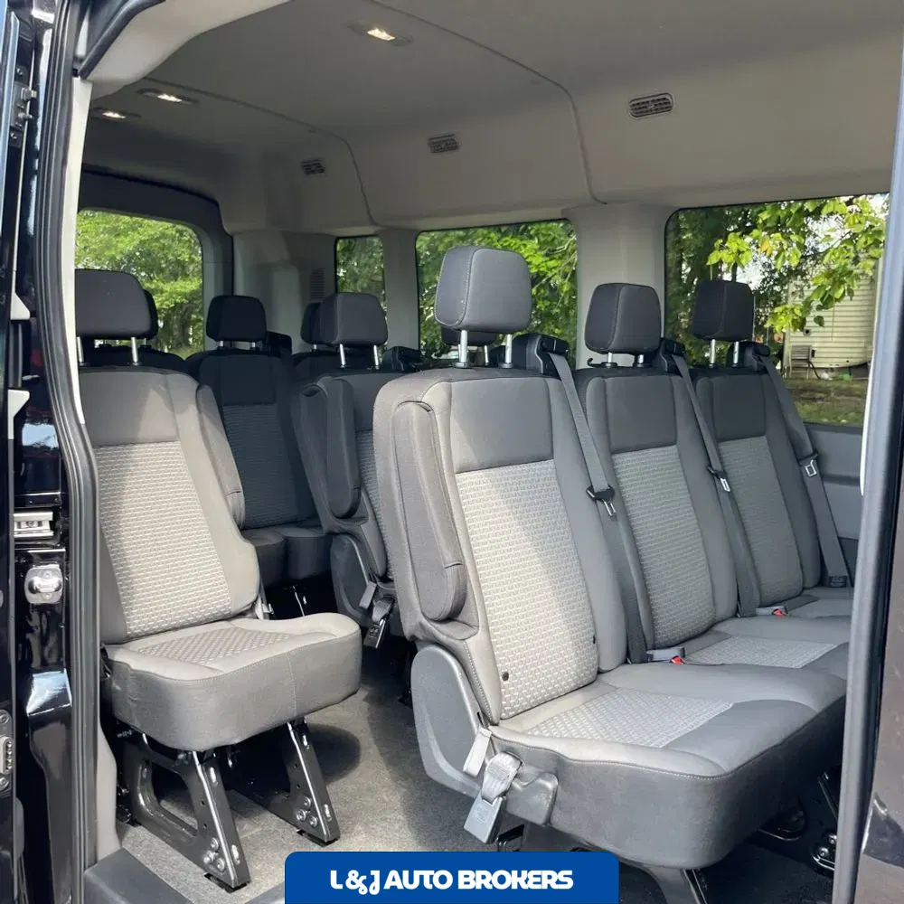 2025 Ford Transit 350 XLT