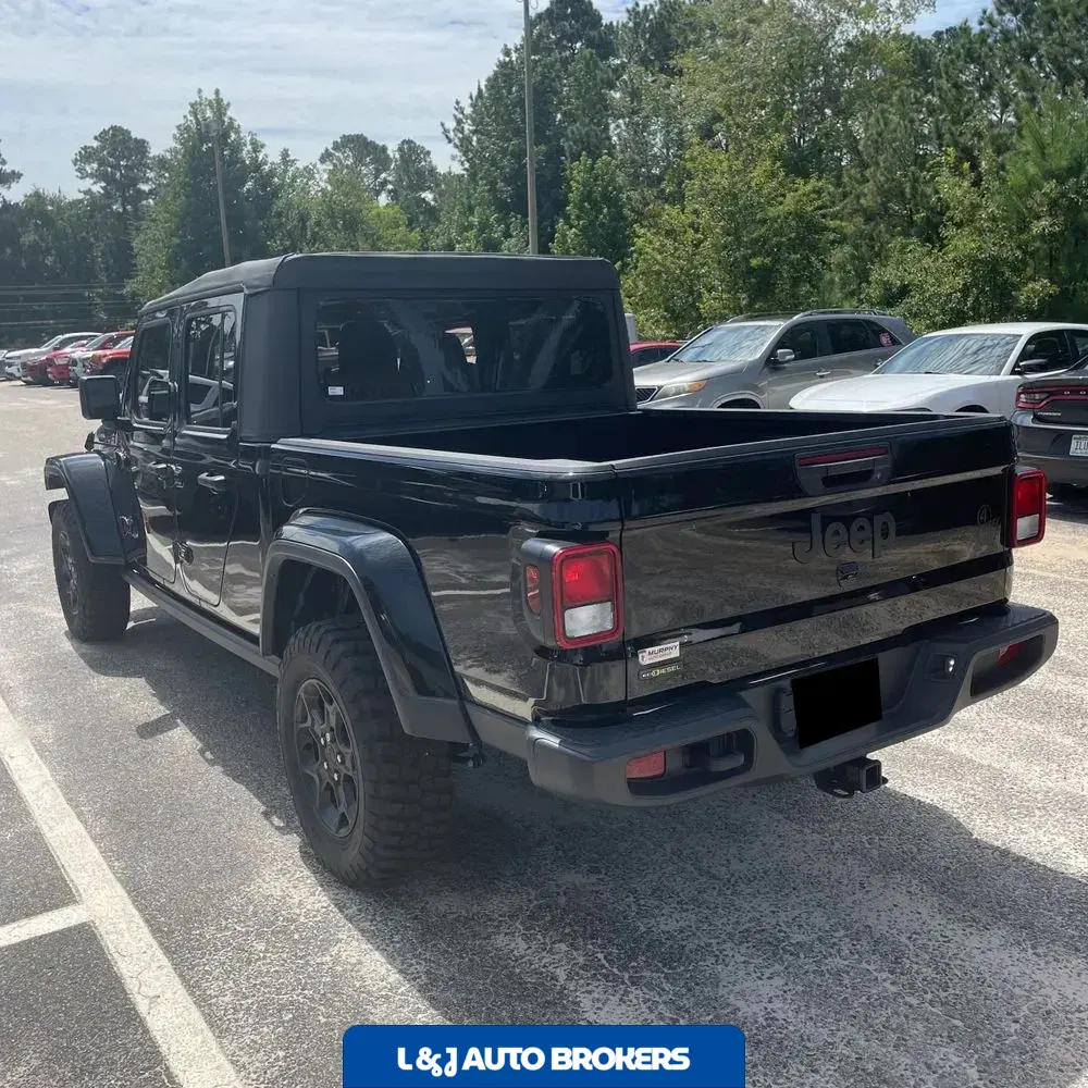 2023 Jeep Gladiator Willys