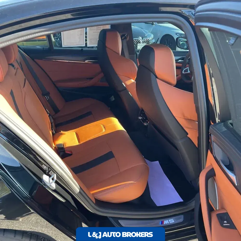 2023 BMW M5