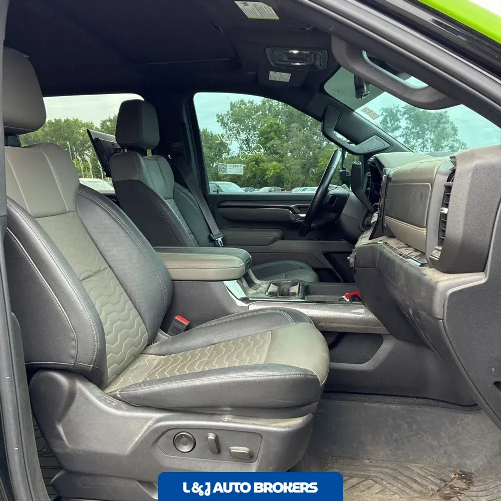 2025 Chevrolet Silverado 2500 ZR2