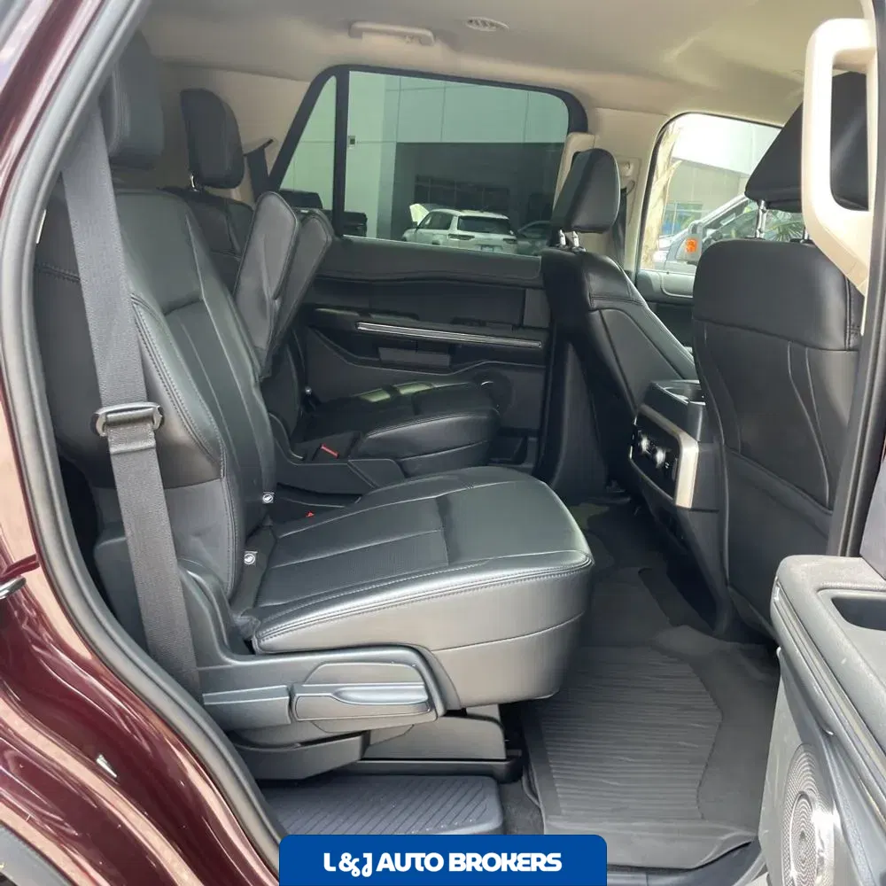 2024 Ford Expedition XLT