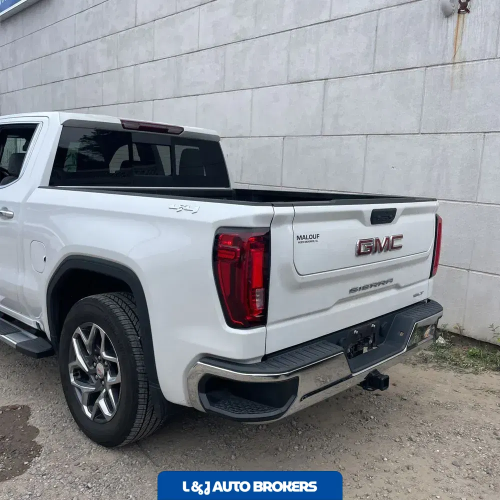 2023 GMC Sierra 1500 SLT