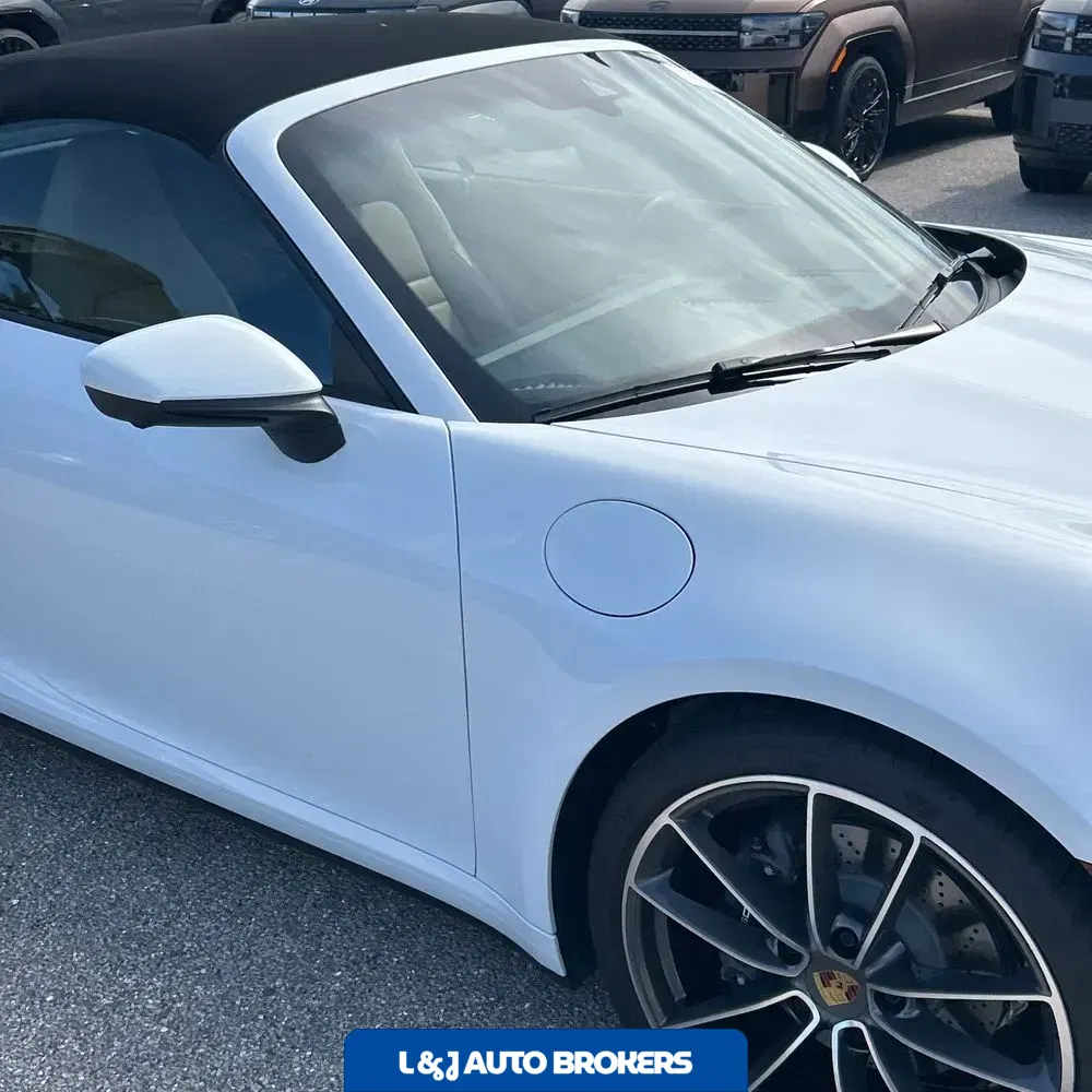 2023 Porsche 911 Carrera