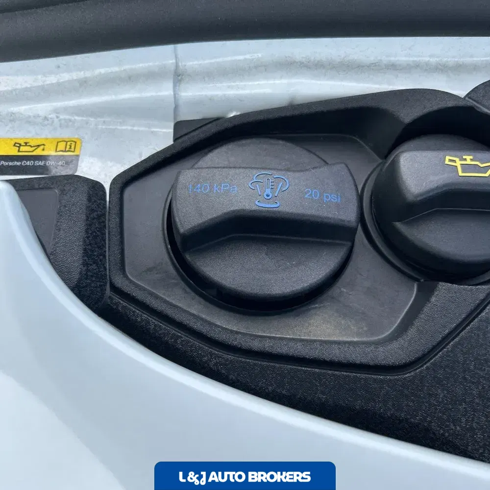 2023 Porsche 911 Carrera