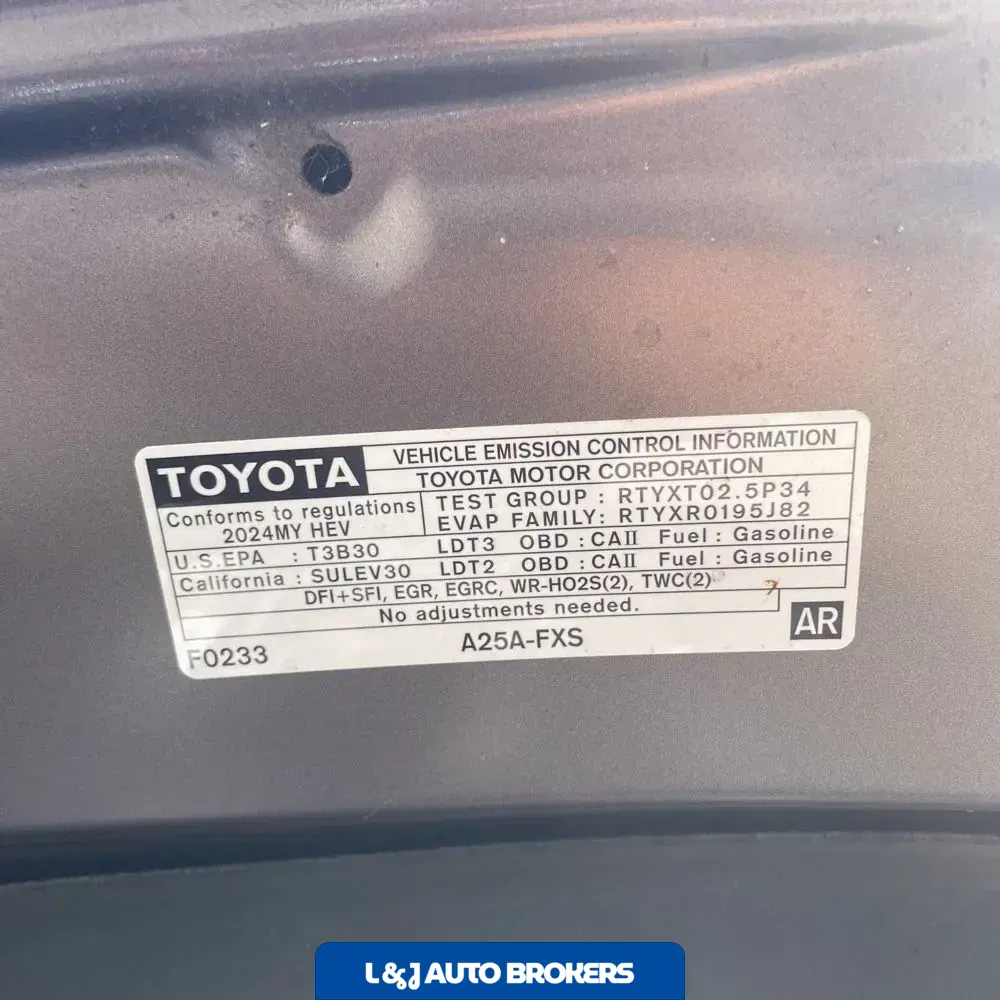 2024 Toyota Sienna XLE 7-Passenger