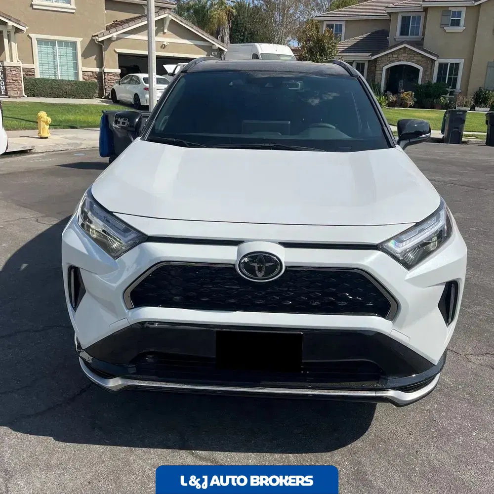 2025 Toyota RAV4 Plug-in Hybrid XSE