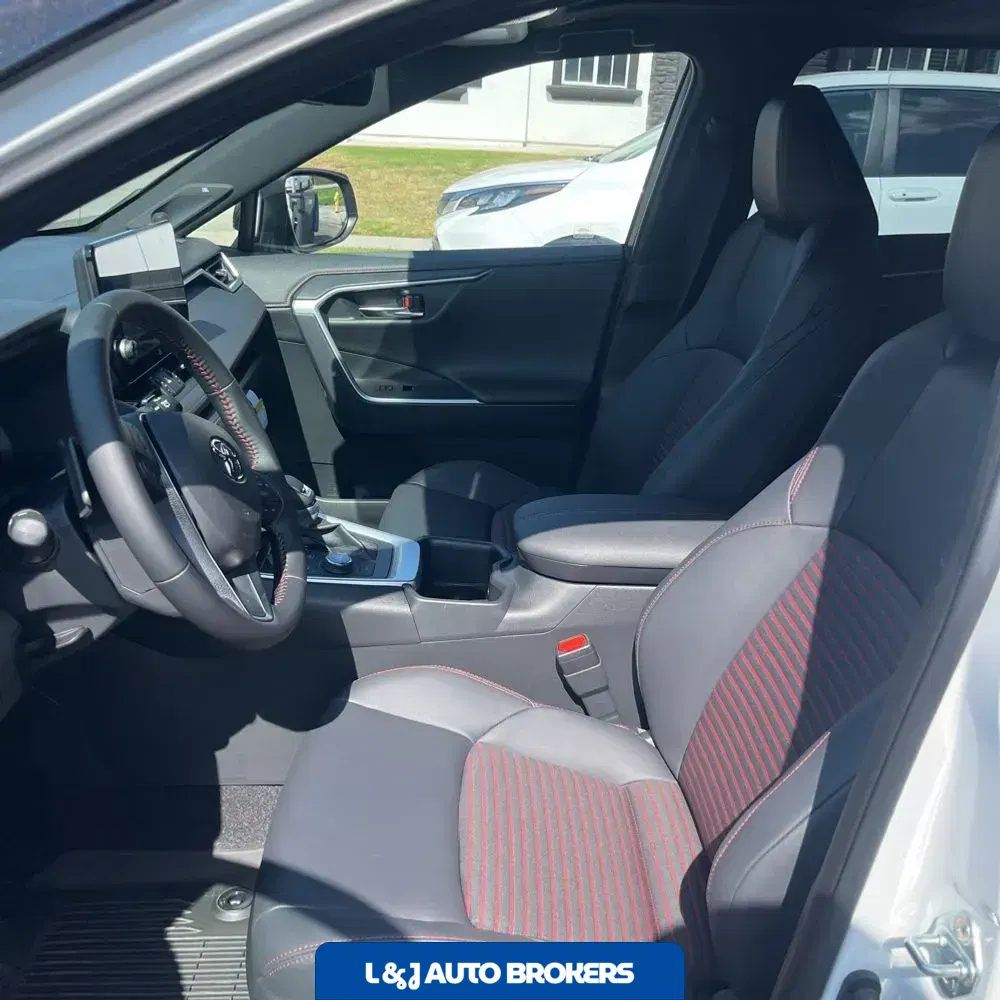 2025 Toyota RAV4 Plug-in Hybrid XSE