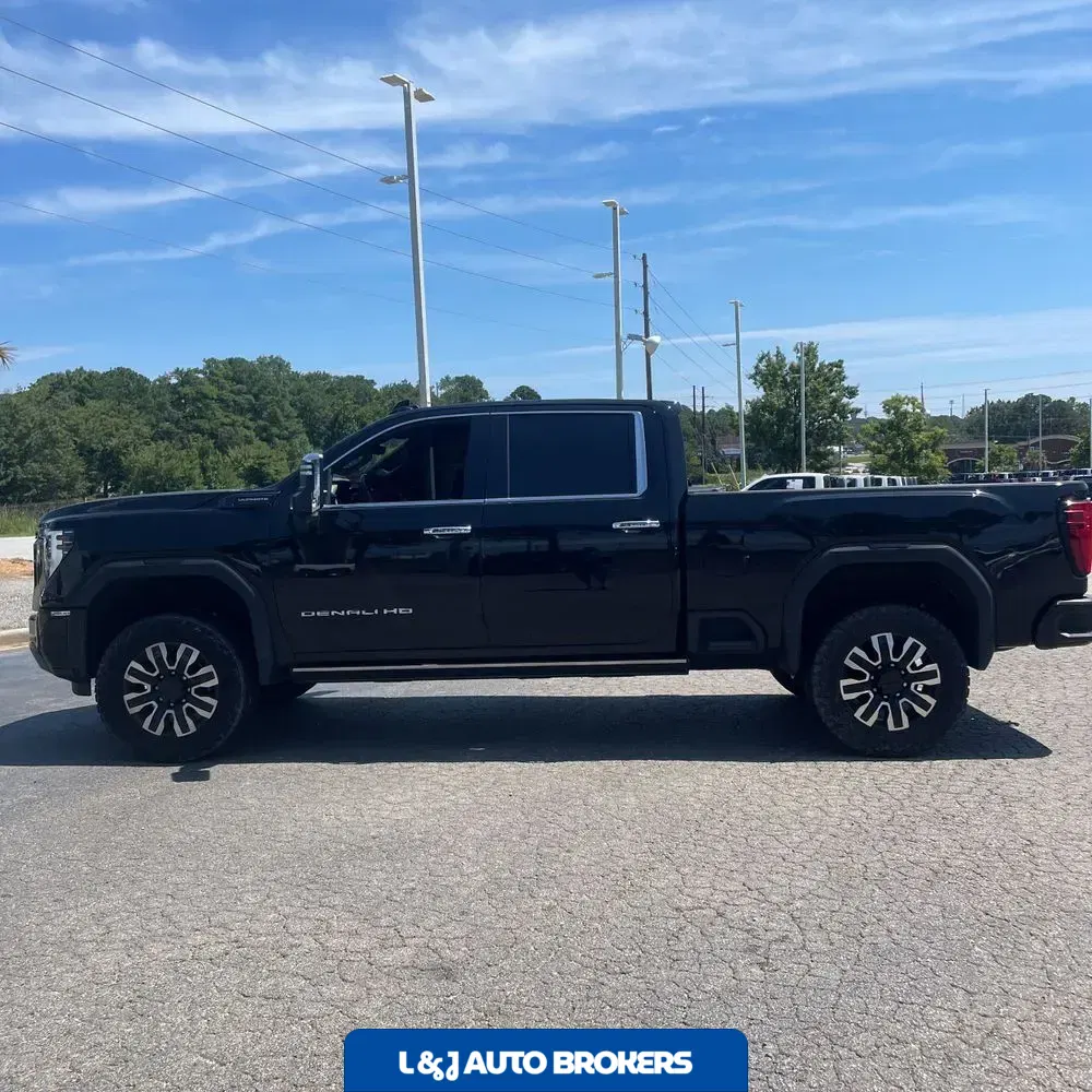 2024 GMC Sierra 2500HD Denali Ultimate