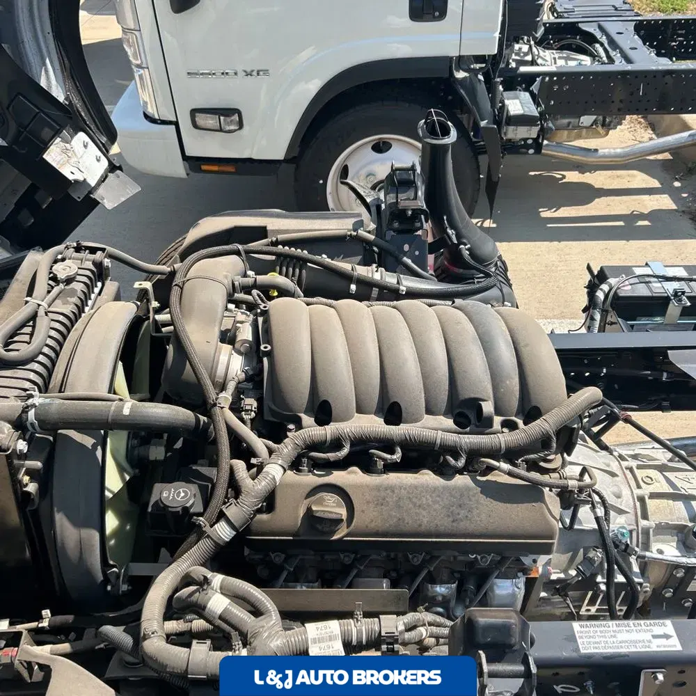 2025 Chevrolet 5500 XG Gas