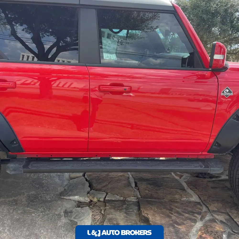 2022 Ford Bronco Outer Banks