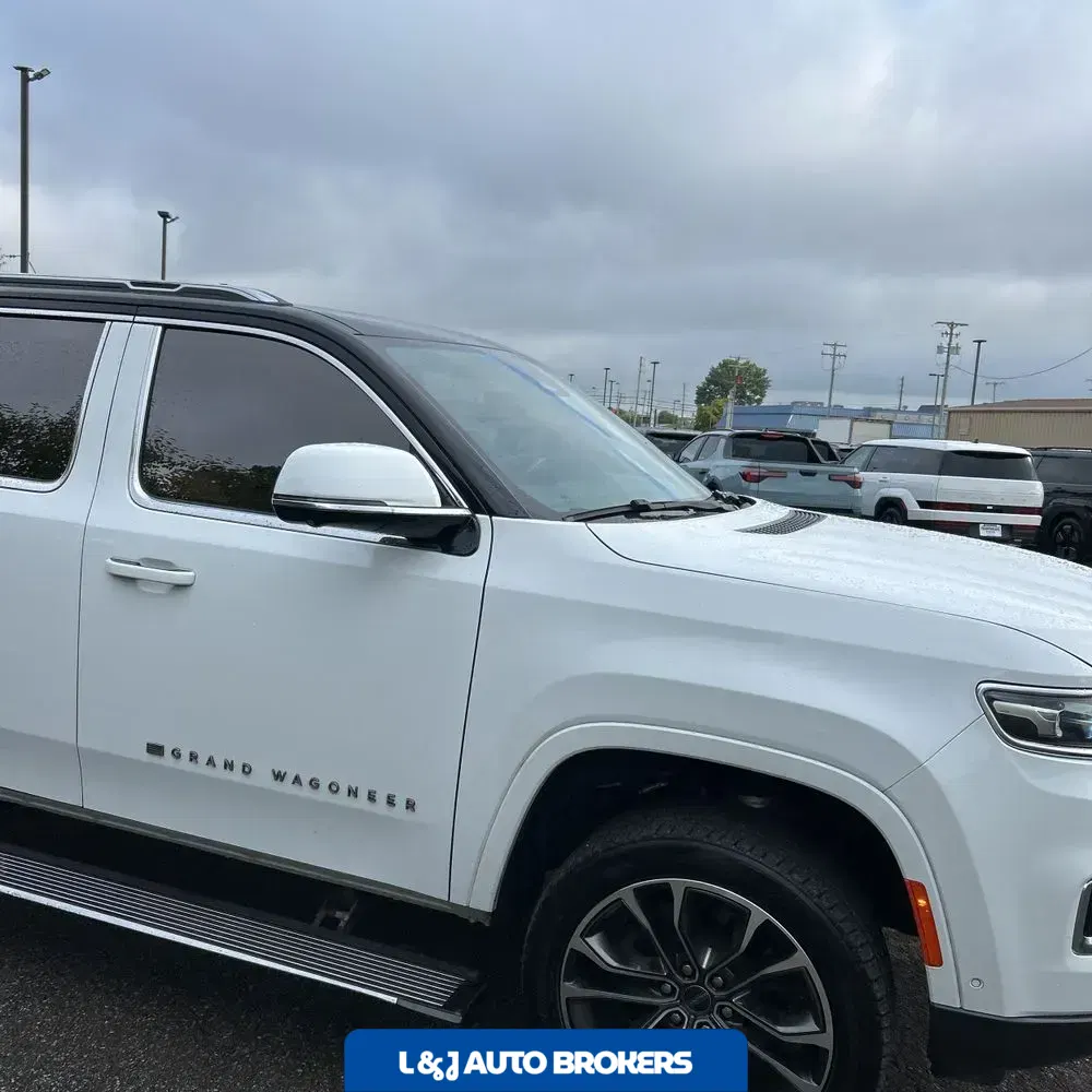 2022 Jeep Grand Wagoneer Series III